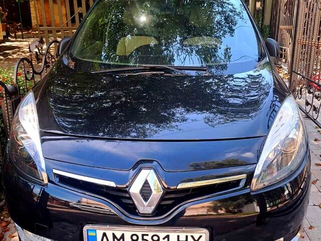 Черный Рено Гранд Сценик, объемом двигателя 1.5 л и пробегом 165 тыс. км за 9100 $, фото 1 на Automoto.ua