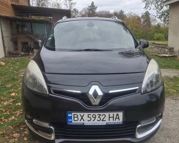 Чорний Рено Гранд Сценік, об'ємом двигуна 1.46 л та пробігом 259 тис. км за 8900 $, фото 1 на Automoto.ua