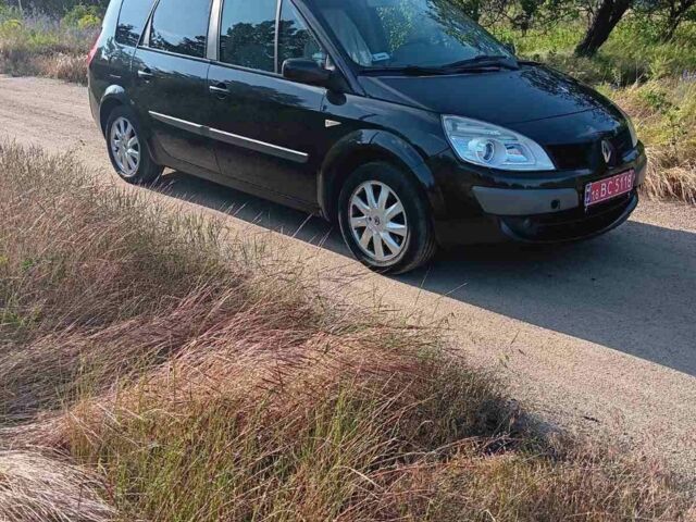 Черный Рено Гранд Сценик, объемом двигателя 2 л и пробегом 260 тыс. км за 6300 $, фото 1 на Automoto.ua