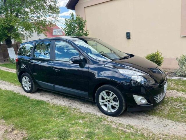 Черный Рено Гранд Сценик, объемом двигателя 1.5 л и пробегом 199 тыс. км за 7499 $, фото 1 на Automoto.ua