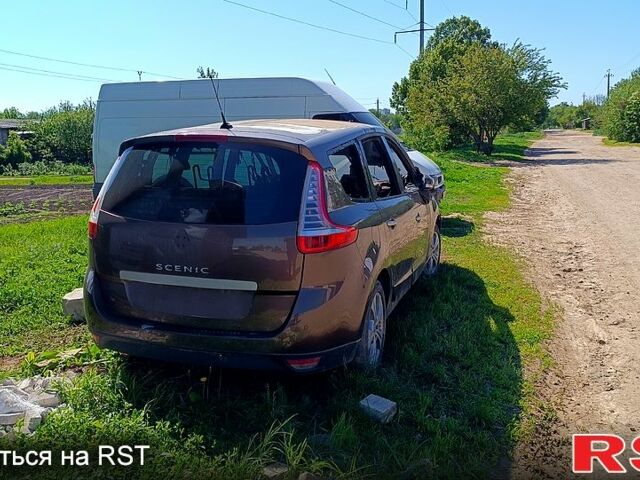 Коричневий Рено Гранд Сценік, об'ємом двигуна 1.6 л та пробігом 180 тис. км за 800 $, фото 1 на Automoto.ua