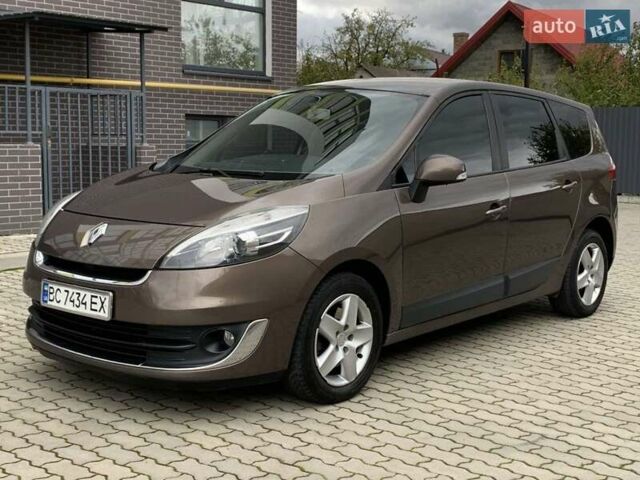 Коричневый Рено Гранд Сценик, объемом двигателя 1.5 л и пробегом 250 тыс. км за 6699 $, фото 1 на Automoto.ua
