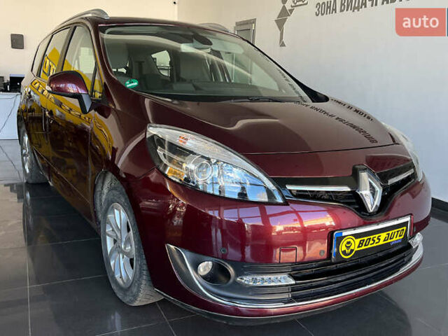 Красный Рено Гранд Сценик, объемом двигателя 1.5 л и пробегом 135 тыс. км за 12350 $, фото 1 на Automoto.ua