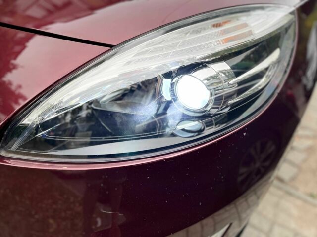 Червоний Рено Гранд Сценік, об'ємом двигуна 1.5 л та пробігом 220 тис. км за 8900 $, фото 1 на Automoto.ua