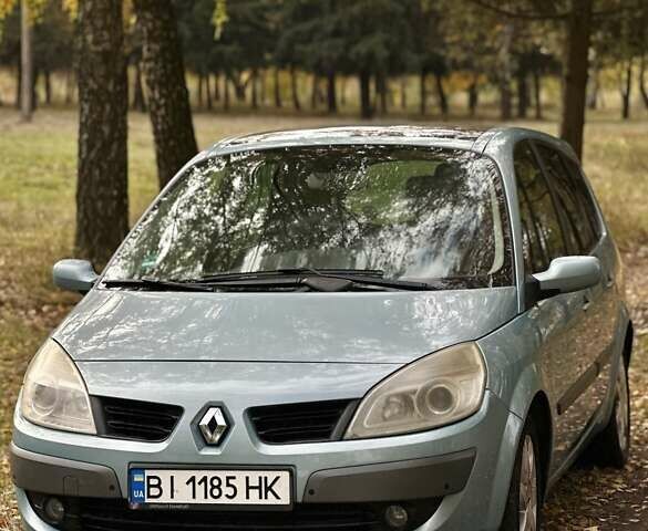 Рено Гранд Сценик, объемом двигателя 2 л и пробегом 240 тыс. км за 4800 $, фото 1 на Automoto.ua