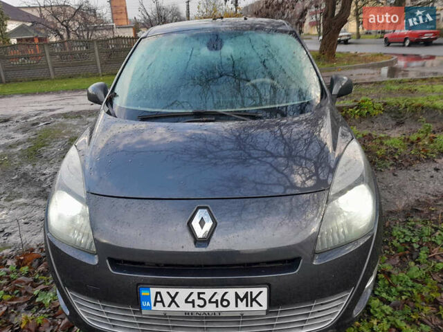 Рено Гранд Сценик, объемом двигателя 1.5 л и пробегом 267 тыс. км за 7500 $, фото 1 на Automoto.ua