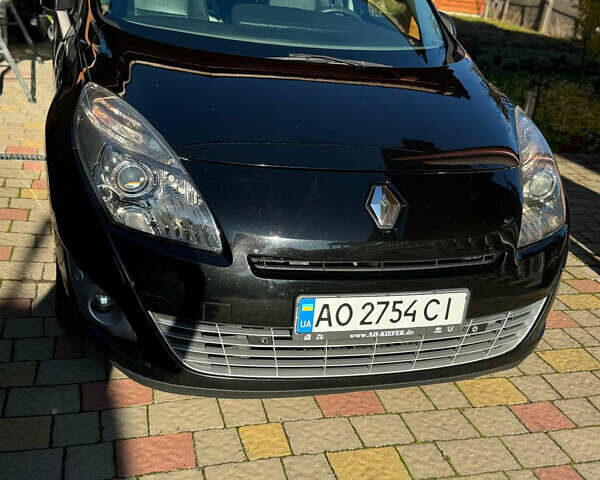 Рено Гранд Сценик, объемом двигателя 1.9 л и пробегом 250 тыс. км за 6950 $, фото 1 на Automoto.ua