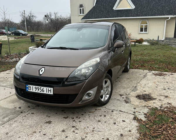 Рено Гранд Сценик, объемом двигателя 1.5 л и пробегом 180 тыс. км за 7350 $, фото 1 на Automoto.ua
