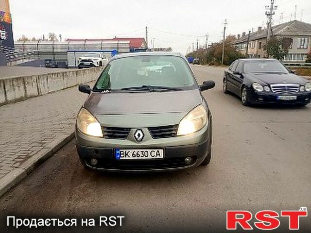 Серый Рено Гранд Сценик, объемом двигателя 1.5 л и пробегом 380 тыс. км за 3650 $, фото 1 на Automoto.ua