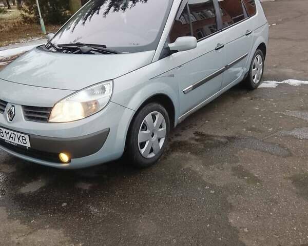Сірий Рено Гранд Сценік, об'ємом двигуна 2 л та пробігом 250 тис. км за 4600 $, фото 1 на Automoto.ua