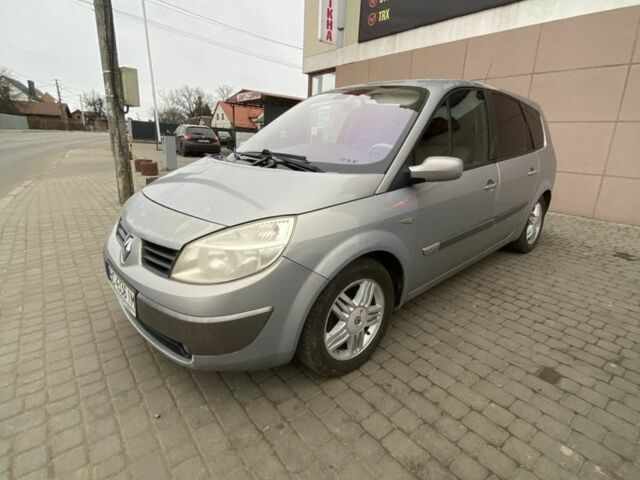 Серый Рено Гранд Сценик, объемом двигателя 1.9 л и пробегом 162 тыс. км за 4300 $, фото 1 на Automoto.ua