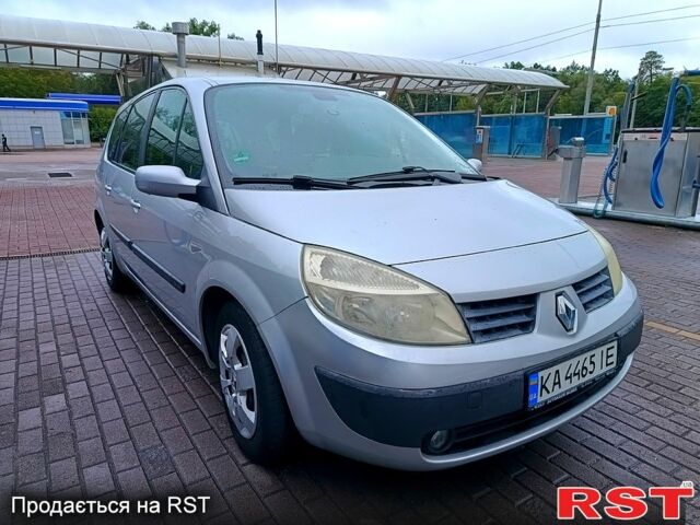 Серый Рено Гранд Сценик, объемом двигателя 1.6 л и пробегом 123 тыс. км за 4500 $, фото 1 на Automoto.ua