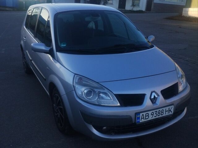 Сірий Рено Гранд Сценік, об'ємом двигуна 0 л та пробігом 245 тис. км за 4200 $, фото 1 на Automoto.ua