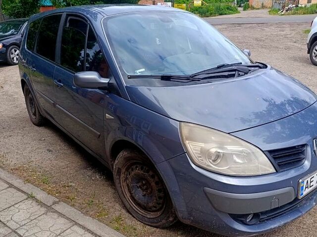 Сірий Рено Гранд Сценік, об'ємом двигуна 1.9 л та пробігом 150 тис. км за 3000 $, фото 1 на Automoto.ua