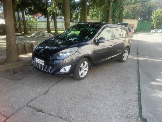 Серый Рено Гранд Сценик, объемом двигателя 1.5 л и пробегом 320 тыс. км за 6800 $, фото 1 на Automoto.ua