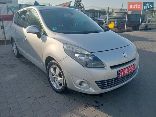 Серый Рено Гранд Сценик, объемом двигателя 1.9 л и пробегом 261 тыс. км за 6500 $, фото 1 на Automoto.ua