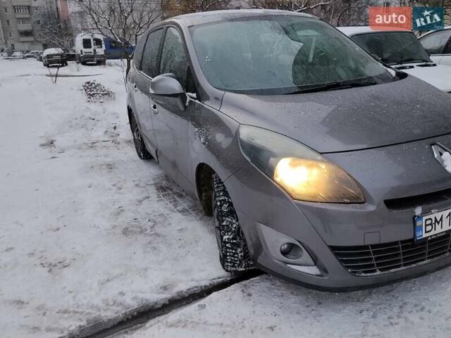 Серый Рено Гранд Сценик, объемом двигателя 1.6 л и пробегом 225 тыс. км за 6500 $, фото 1 на Automoto.ua