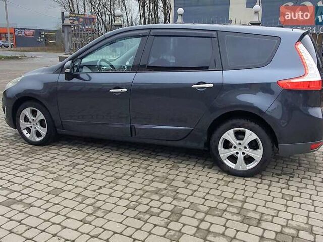 Серый Рено Гранд Сценик, объемом двигателя 1.9 л и пробегом 236 тыс. км за 7399 $, фото 1 на Automoto.ua