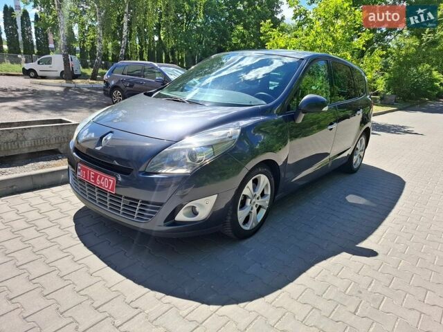 Сірий Рено Гранд Сценік, об'ємом двигуна 1.5 л та пробігом 245 тис. км за 7600 $, фото 1 на Automoto.ua