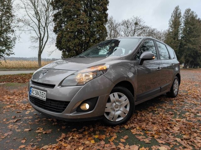 Серый Рено Гранд Сценик, объемом двигателя 1.5 л и пробегом 261 тыс. км за 5999 $, фото 1 на Automoto.ua