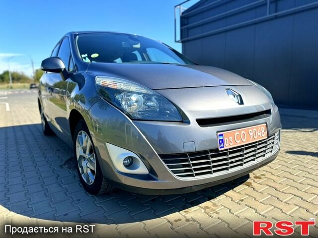 Серый Рено Гранд Сценик, объемом двигателя 15 л и пробегом 311 тыс. км за 7200 $, фото 1 на Automoto.ua