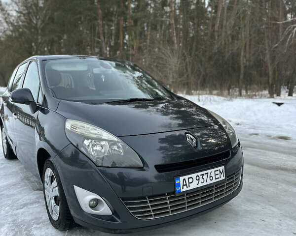 Сірий Рено Гранд Сценік, об'ємом двигуна 1.4 л та пробігом 266 тис. км за 6600 $, фото 1 на Automoto.ua