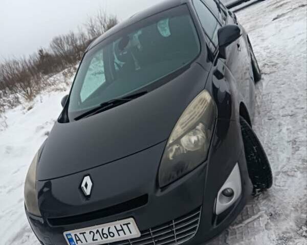 Серый Рено Гранд Сценик, объемом двигателя 1.6 л и пробегом 274 тыс. км за 6900 $, фото 1 на Automoto.ua