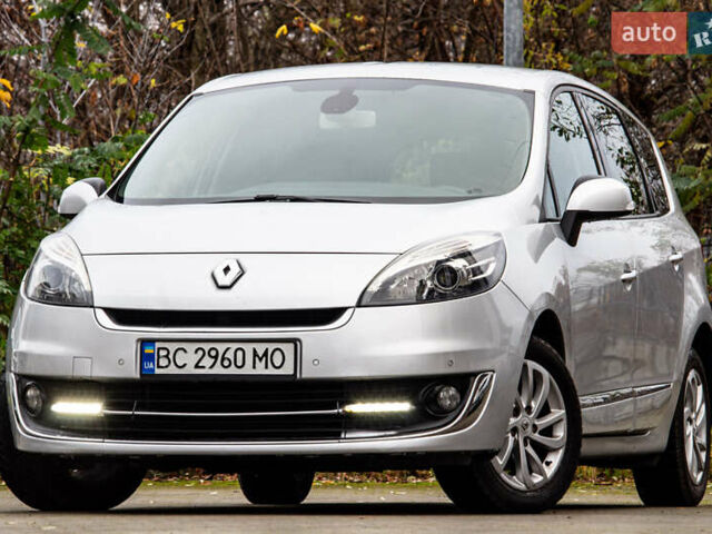 Серый Рено Гранд Сценик, объемом двигателя 1.46 л и пробегом 344 тыс. км за 7900 $, фото 1 на Automoto.ua