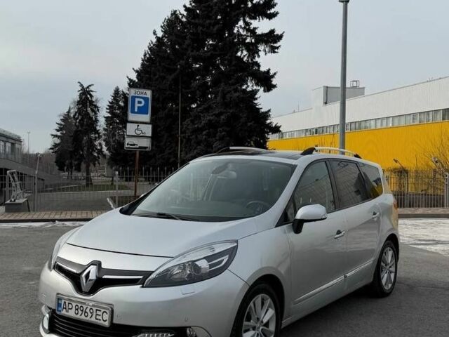 Серый Рено Гранд Сценик, объемом двигателя 1.5 л и пробегом 252 тыс. км за 9900 $, фото 1 на Automoto.ua