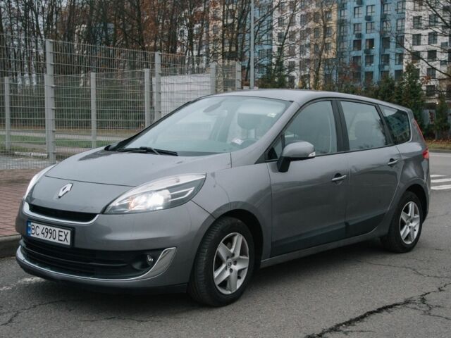 Сірий Рено Гранд Сценік, об'ємом двигуна 1.5 л та пробігом 281 тис. км за 9400 $, фото 1 на Automoto.ua