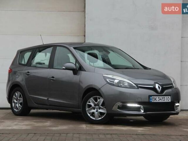 Серый Рено Гранд Сценик, объемом двигателя 1.6 л и пробегом 294 тыс. км за 7900 $, фото 1 на Automoto.ua