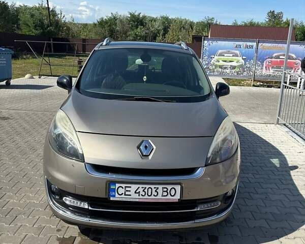 Серый Рено Гранд Сценик, объемом двигателя 1.5 л и пробегом 255 тыс. км за 11000 $, фото 1 на Automoto.ua
