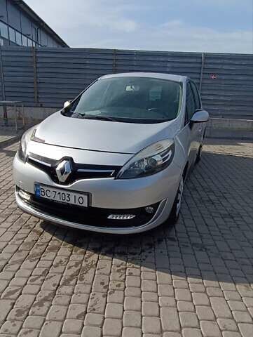 Сірий Рено Гранд Сценік, об'ємом двигуна 1.5 л та пробігом 212 тис. км за 8650 $, фото 1 на Automoto.ua