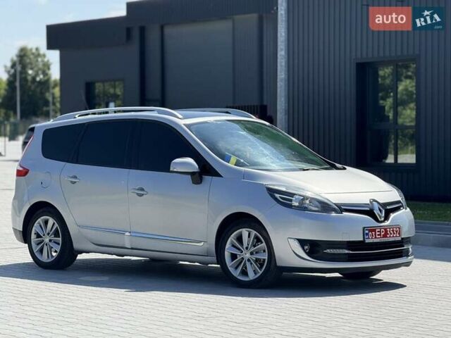 Серый Рено Гранд Сценик, объемом двигателя 1.6 л и пробегом 260 тыс. км за 9300 $, фото 1 на Automoto.ua