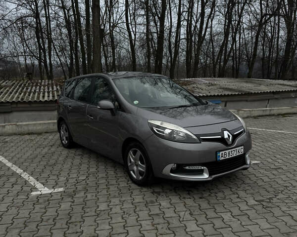 Сірий Рено Гранд Сценік, об'ємом двигуна 1.6 л та пробігом 251 тис. км за 9300 $, фото 1 на Automoto.ua
