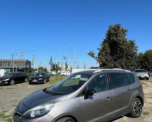 Серый Рено Гранд Сценик, объемом двигателя 1.6 л и пробегом 213 тыс. км за 10800 $, фото 1 на Automoto.ua
