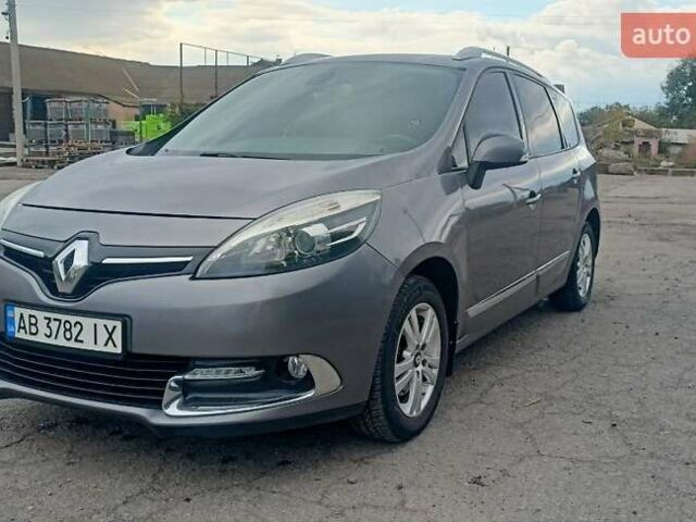 Сірий Рено Гранд Сценік, об'ємом двигуна 1.5 л та пробігом 288 тис. км за 11000 $, фото 1 на Automoto.ua