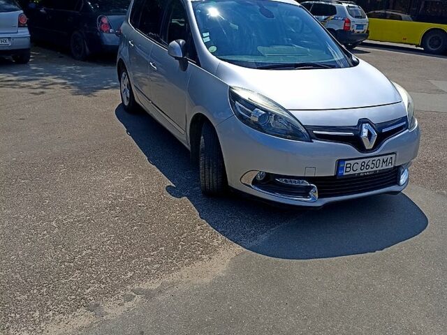 Сірий Рено Гранд Сценік, об'ємом двигуна 1.5 л та пробігом 277 тис. км за 9500 $, фото 1 на Automoto.ua