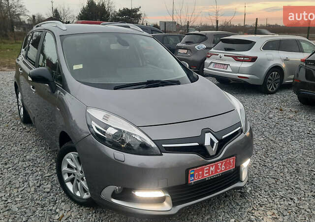 Серый Рено Гранд Сценик, объемом двигателя 1.5 л и пробегом 247 тыс. км за 10000 $, фото 1 на Automoto.ua