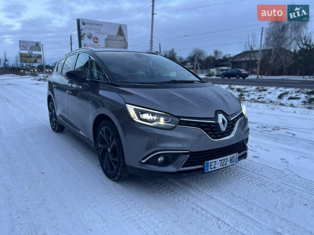 Сірий Рено Гранд Сценік, об'ємом двигуна 1.6 л та пробігом 213 тис. км за 17499 $, фото 1 на Automoto.ua