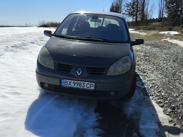 Сірий Рено Гранд Сценік, об'ємом двигуна 2 л та пробігом 312 тис. км за 4500 $, фото 1 на Automoto.ua