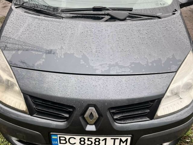 Сірий Рено Гранд Сценік, об'ємом двигуна 2 л та пробігом 250 тис. км за 3500 $, фото 1 на Automoto.ua