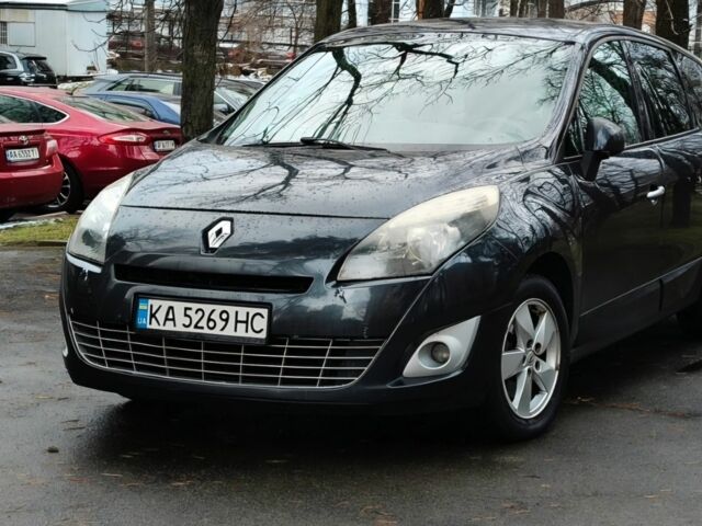 Сірий Рено Гранд Сценік, об'ємом двигуна 1.5 л та пробігом 269 тис. км за 7149 $, фото 1 на Automoto.ua