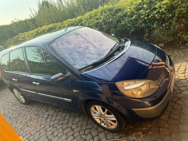 Синий Рено Гранд Сценик, объемом двигателя 2 л и пробегом 307 тыс. км за 5100 $, фото 1 на Automoto.ua