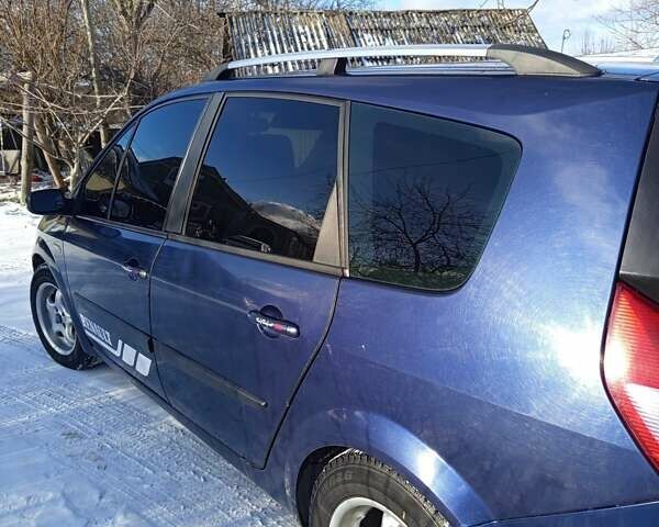 Синий Рено Гранд Сценик, объемом двигателя 2 л и пробегом 242 тыс. км за 5100 $, фото 1 на Automoto.ua