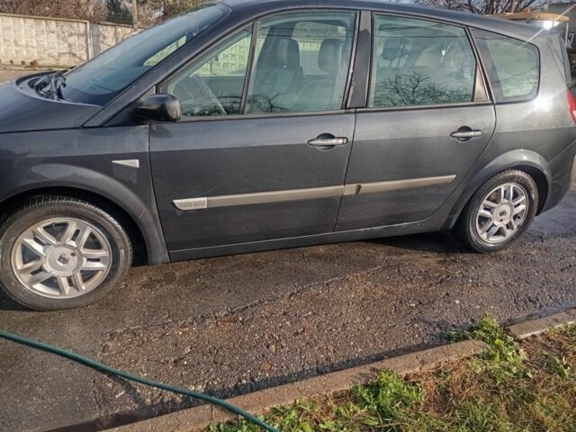 Синий Рено Гранд Сценик, объемом двигателя 2 л и пробегом 190 тыс. км за 6000 $, фото 1 на Automoto.ua