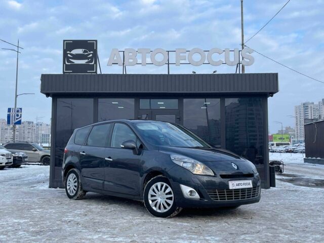 Синий Рено Гранд Сценик, объемом двигателя 2 л и пробегом 191 тыс. км за 9490 $, фото 1 на Automoto.ua