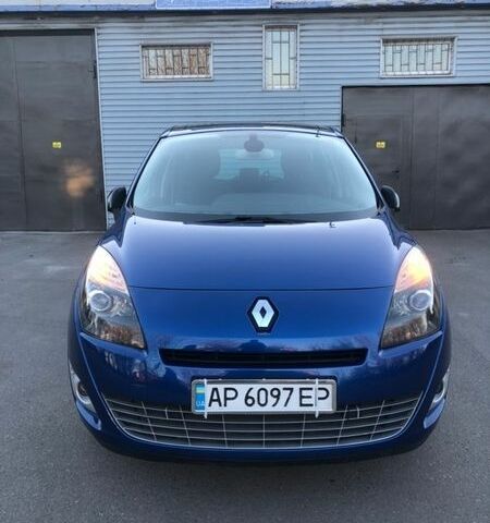 Синій Рено Гранд Сценік, об'ємом двигуна 1.6 л та пробігом 252 тис. км за 8900 $, фото 1 на Automoto.ua