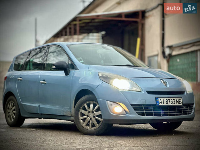 Синий Рено Гранд Сценик, объемом двигателя 1.5 л и пробегом 453 тыс. км за 5900 $, фото 1 на Automoto.ua