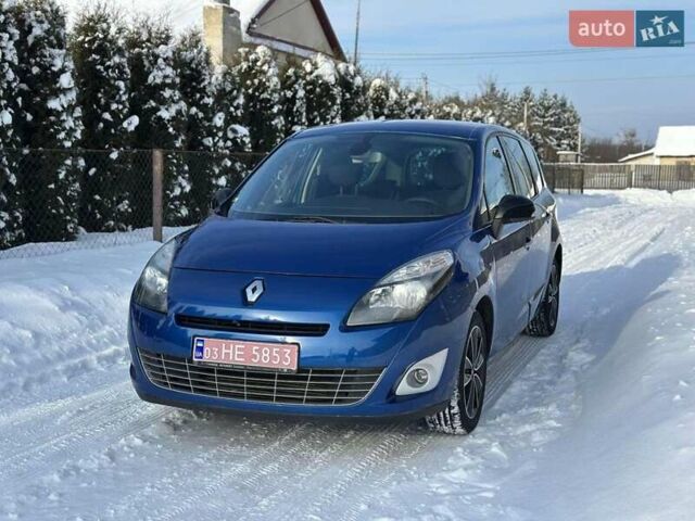Синій Рено Гранд Сценік, об'ємом двигуна 0 л та пробігом 156 тис. км за 6200 $, фото 1 на Automoto.ua